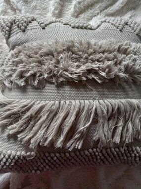 Magaschoni Home pillow